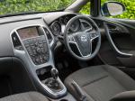 Vauxhall Astra Sports Tourer 2012 года